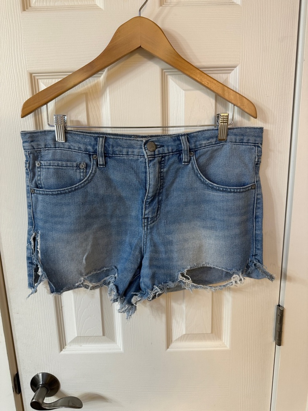 Free People Distressed Denim Cutoff Shorts Size 28 | Frayed Hem Festival Boho